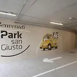 Monolocale Marino In Centro Storico Apartmán Terst