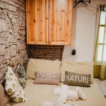 Monolocale Marino In Centro Storico Apartman *