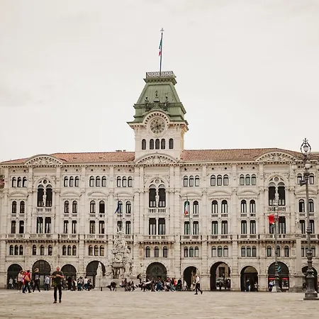 Monolocale Marino In Centro Storico Apartman *
